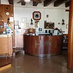 Johnson Ξενοδοχείο 2*