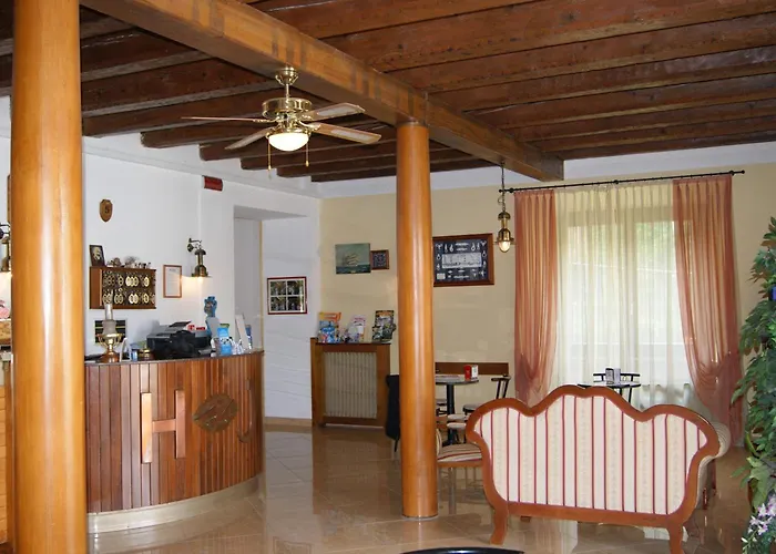 Johnson 2* Пескьера-дель-Гарда