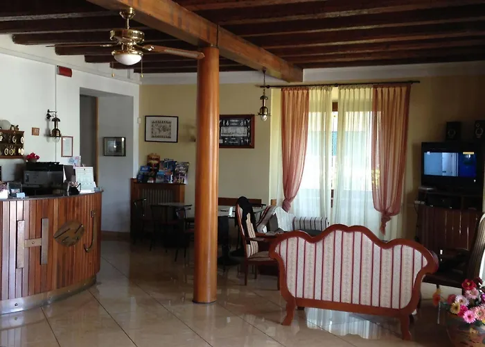 Johnson 2* Пескьера-дель-Гарда