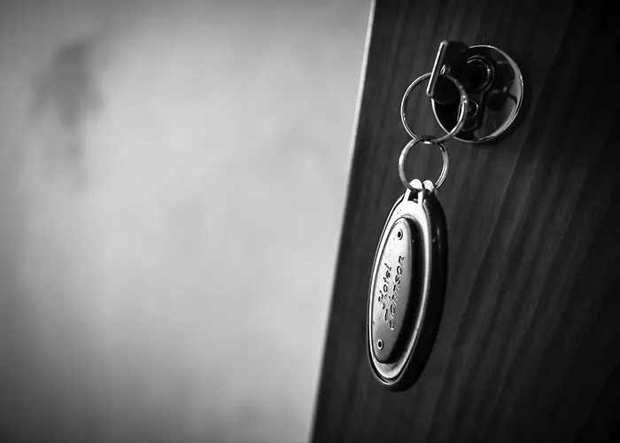 Отель Johnson 2*