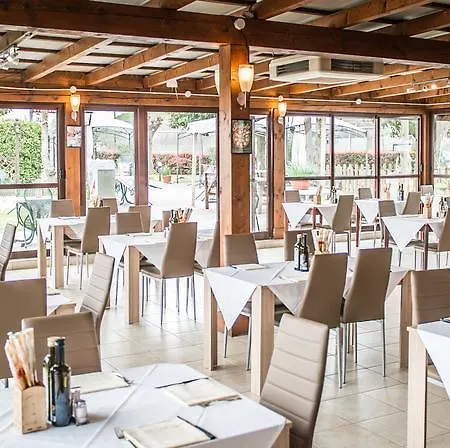 فندق جونسون 2*