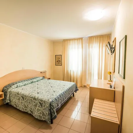 Hotel Johnson 2*