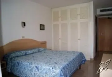 Johnson Hotel 2*