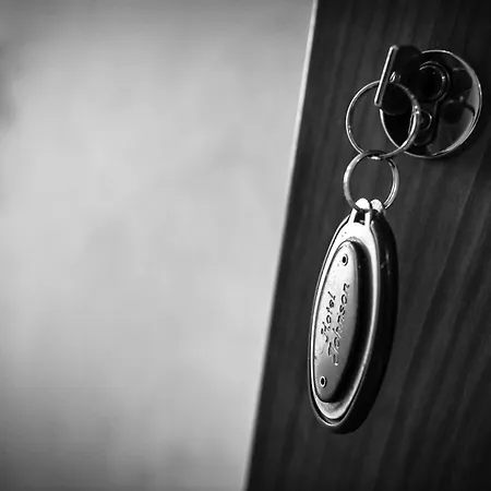 Otel Johnson 2*